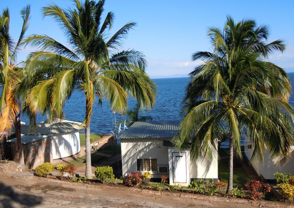 Lake Safari Lodge Сиавонга Экстерьер фото