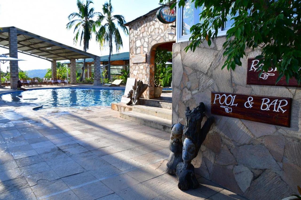 Lake Safari Lodge Сиавонга Экстерьер фото