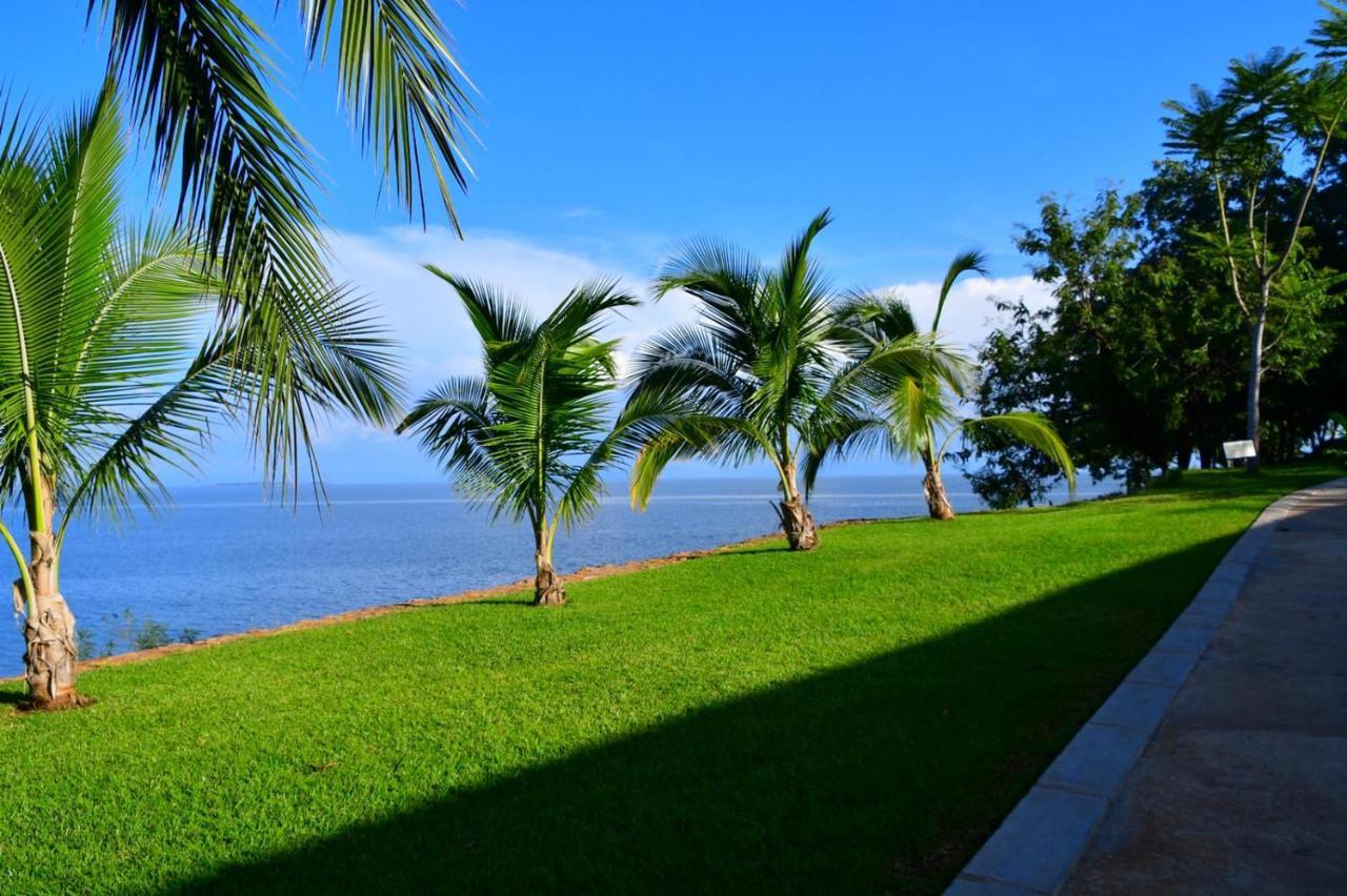 Lake Safari Lodge Сиавонга Экстерьер фото