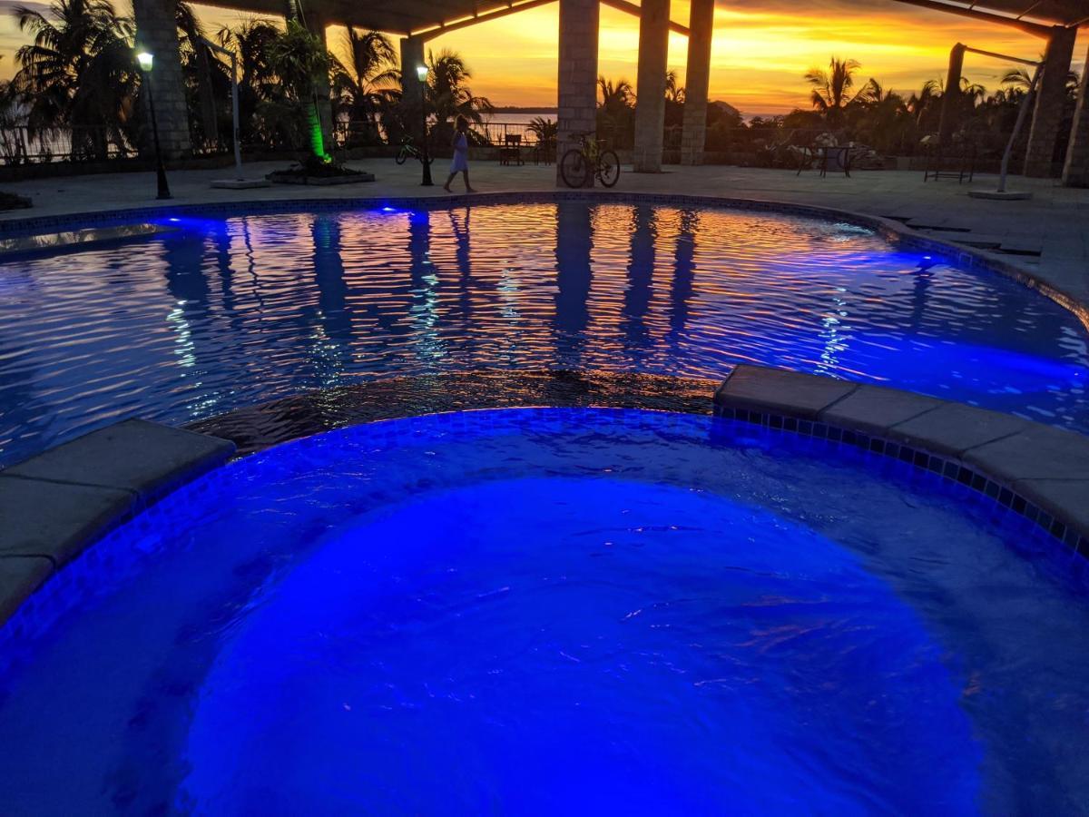 Lake Safari Lodge Сиавонга Экстерьер фото